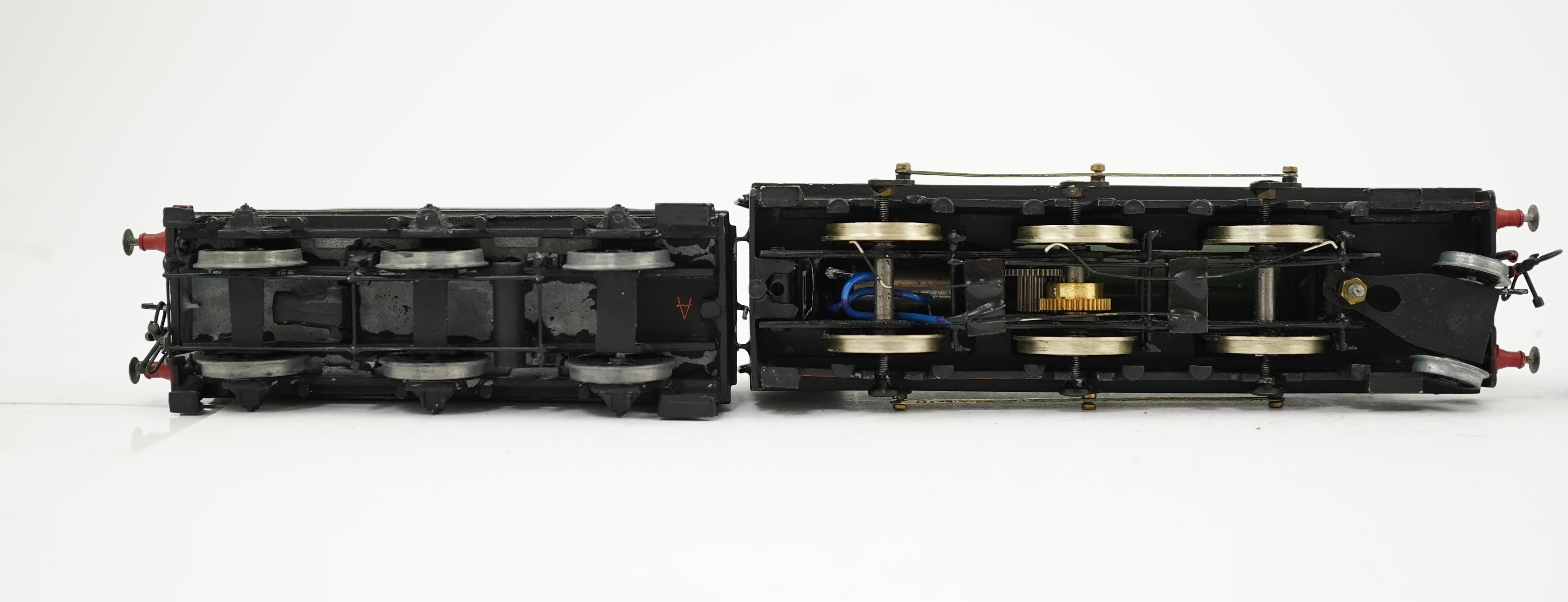 Two 00 gauge brass and white metal kit built Dean designed GWR tender locomotives; an Aberdare class 2-6-0, 2601, together with a Duke class 4-4-0, 3252, constructed, painted and lined to a high standard, both motored fo